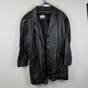PETER CARUSO LEATHER JACKET MADE IN U.S.A BUTTONS ARE LEATHER TO